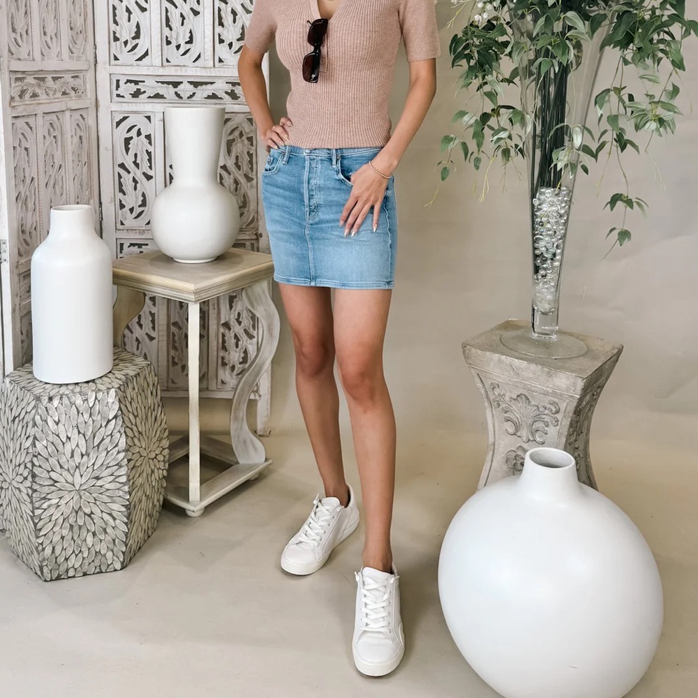 MOTHER  The Vagabond Mini Skirt in Love On The Beat - Picture 2 of 6
